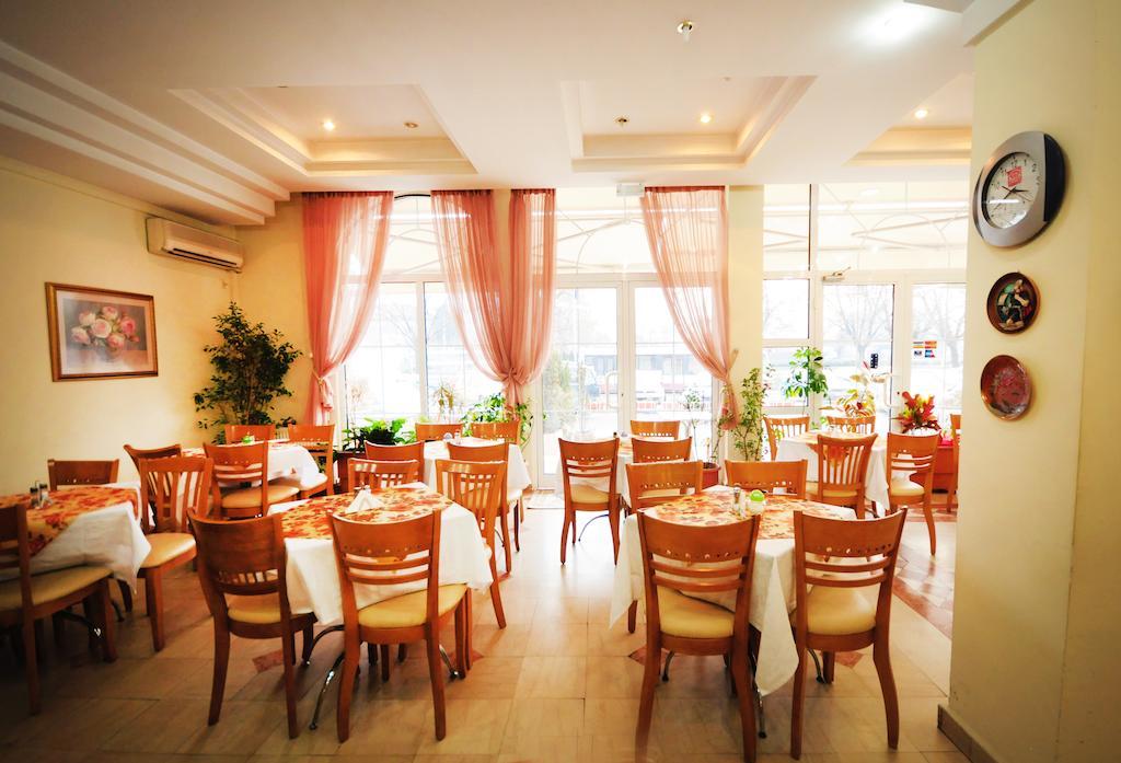 Vip Hotel Skopje - New Management 外观 照片