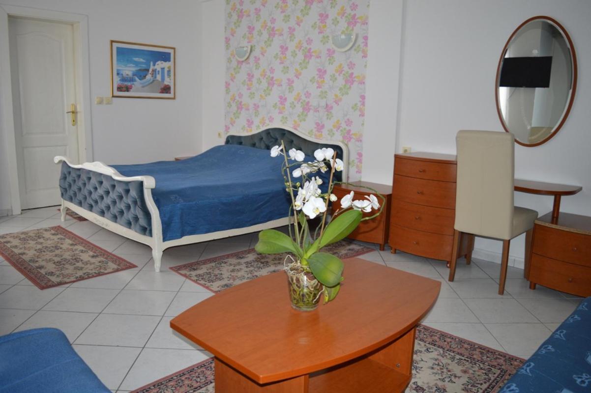 Vip Hotel Skopje - New Management 外观 照片